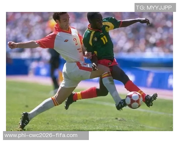 豪门足球风云套装揭示足球背后的荣耀与挑战，探索顶级俱乐部的传奇故事与激情对决